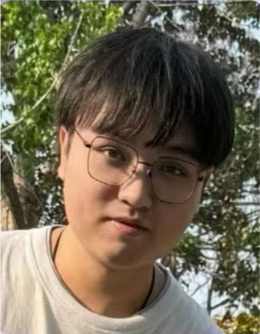 Junliang Ye